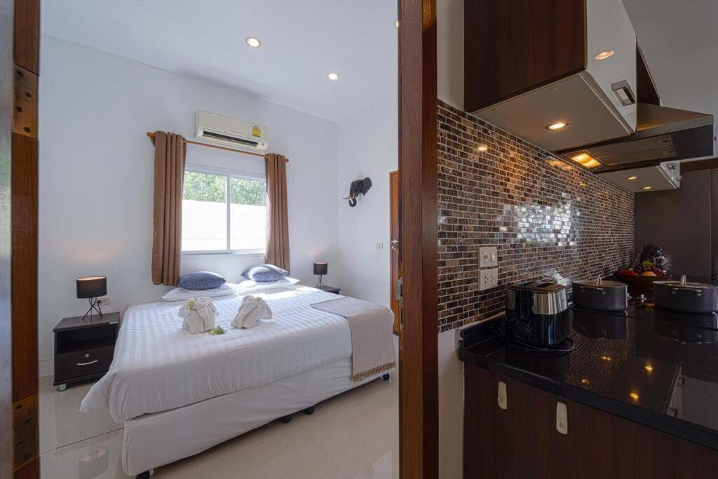 Luxurious 5-bedroom Private Pool Villa! Pv5 HHQ