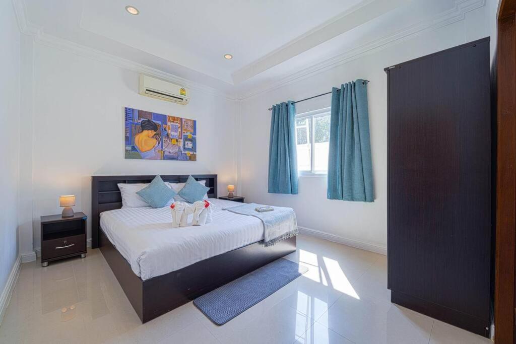 Villa Luxurious 5-bedroom Private Pool Villa! Pv5 HHQ