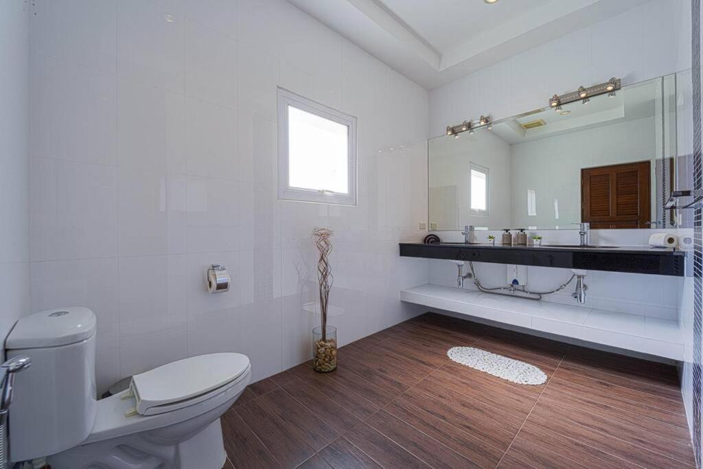 Luxurious 5-bedroom Private Pool Villa! Pv5 HHQ